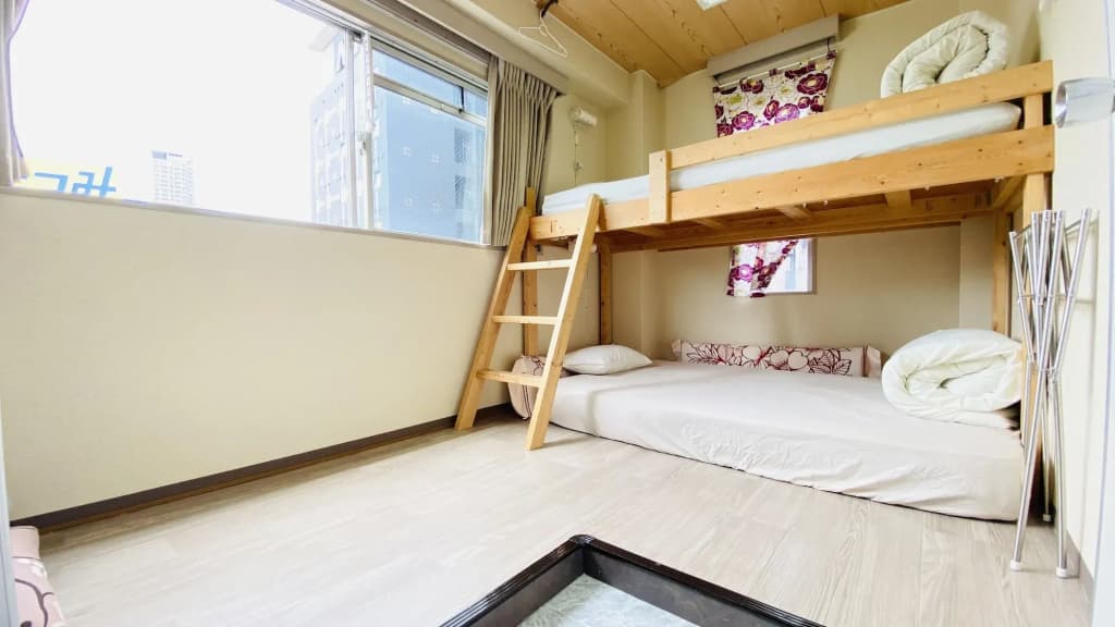 GUEST HOUSE B's Five II - Hostel - photo 19
