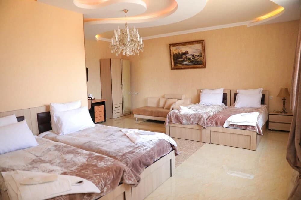 Hotel Luxor - photo 3