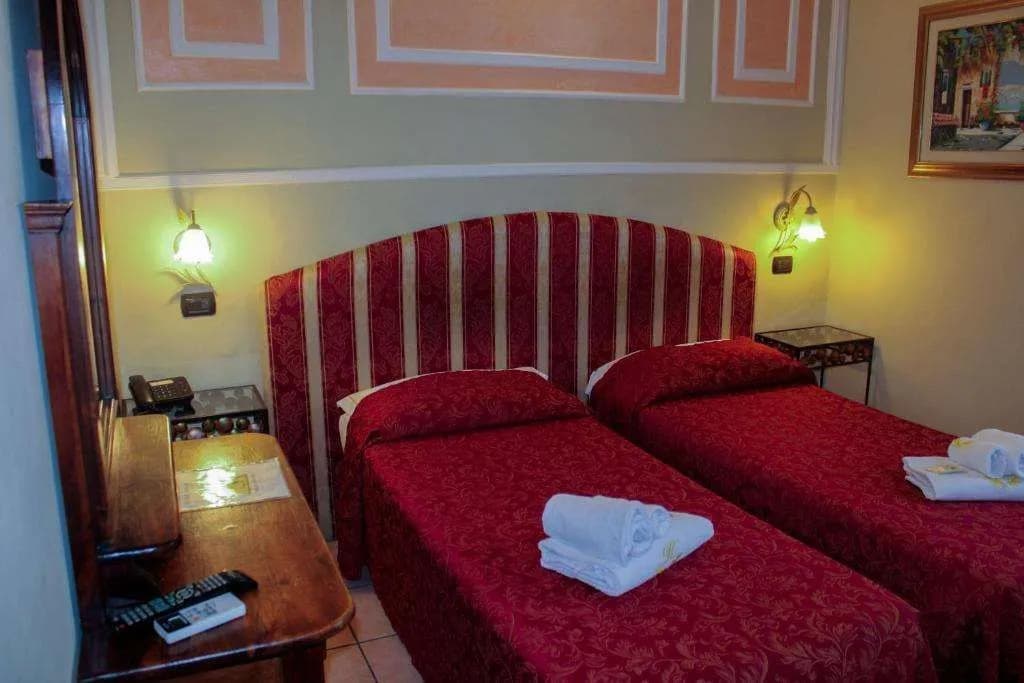 Hotel Sicilia - photo 20