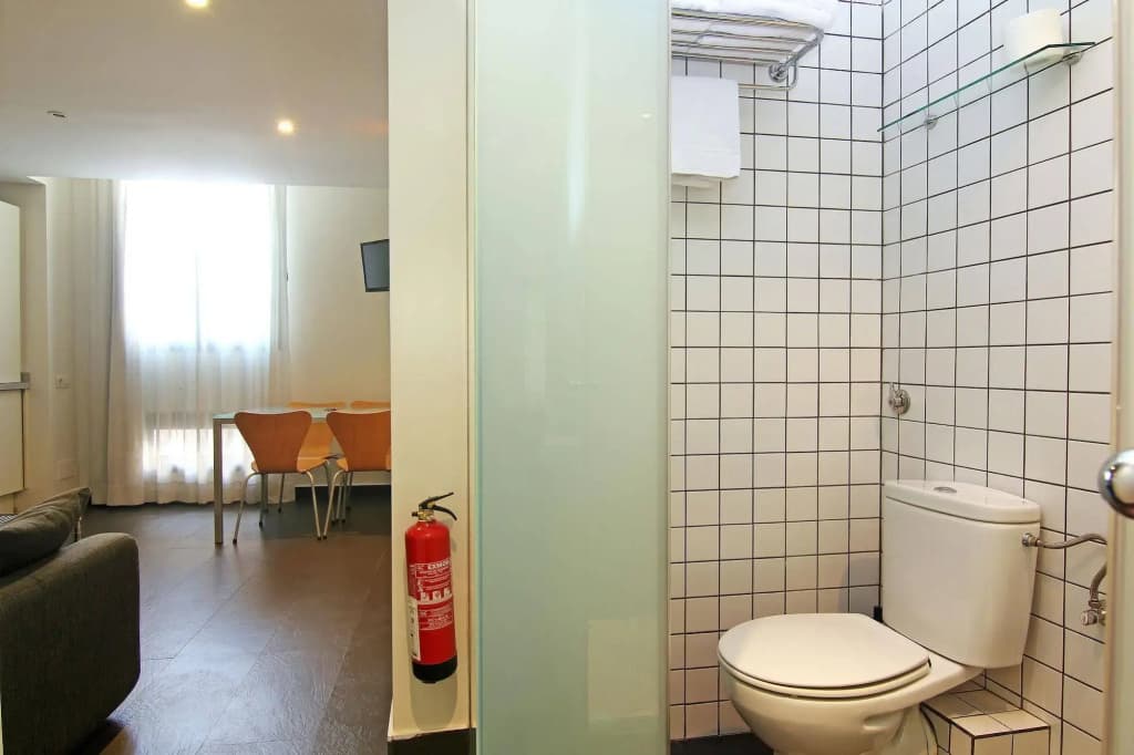 Picasso Apartments - photo 6