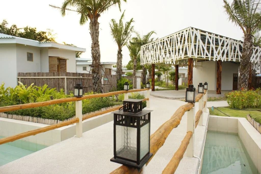 The Hideaway Resort - photo 13