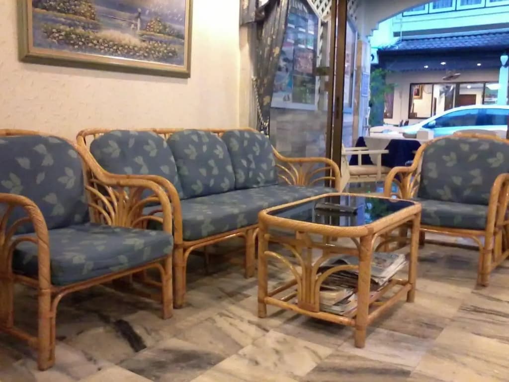 Leng Hotel - photo 11