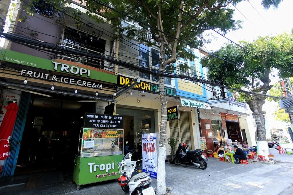 OYO 1072 Dragon Hotel - main photo
