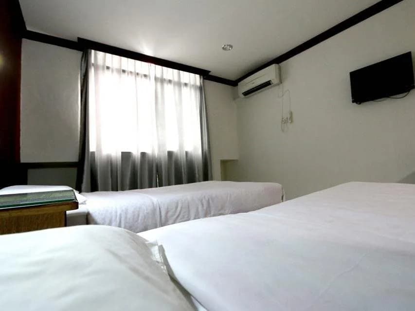 Oriental Inn - photo 3