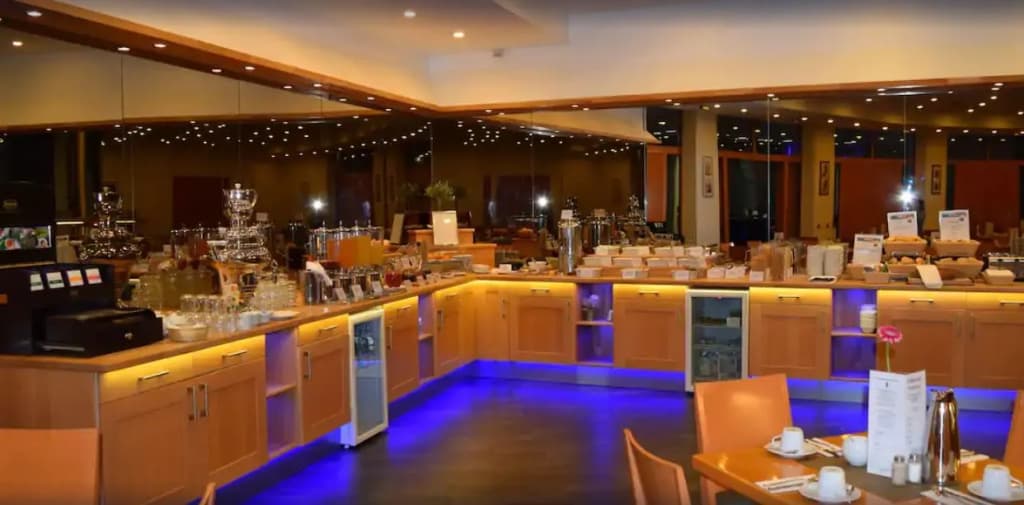 Hotel am Borsigturm - photo 21