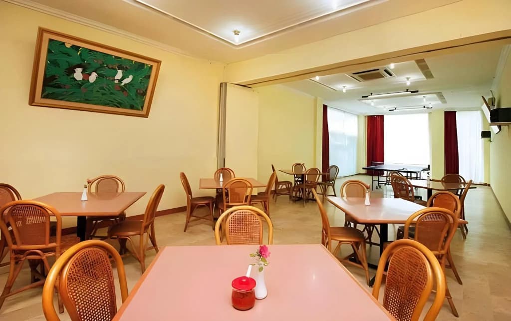 Hotel Lautze Indah - photo 16