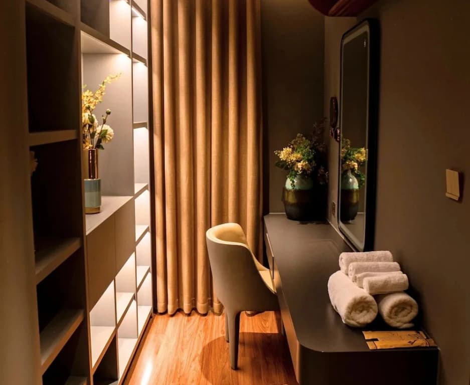 Regal Riverside Villas - photo 4