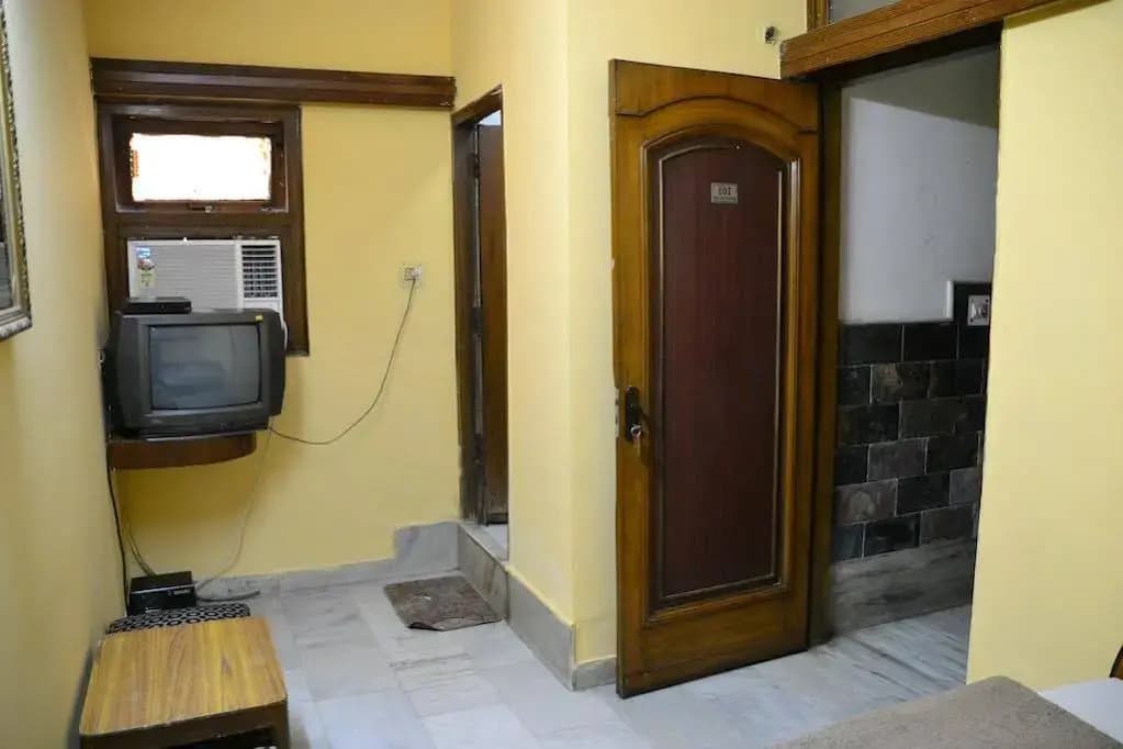 Yes Please Guest House - photo 8
