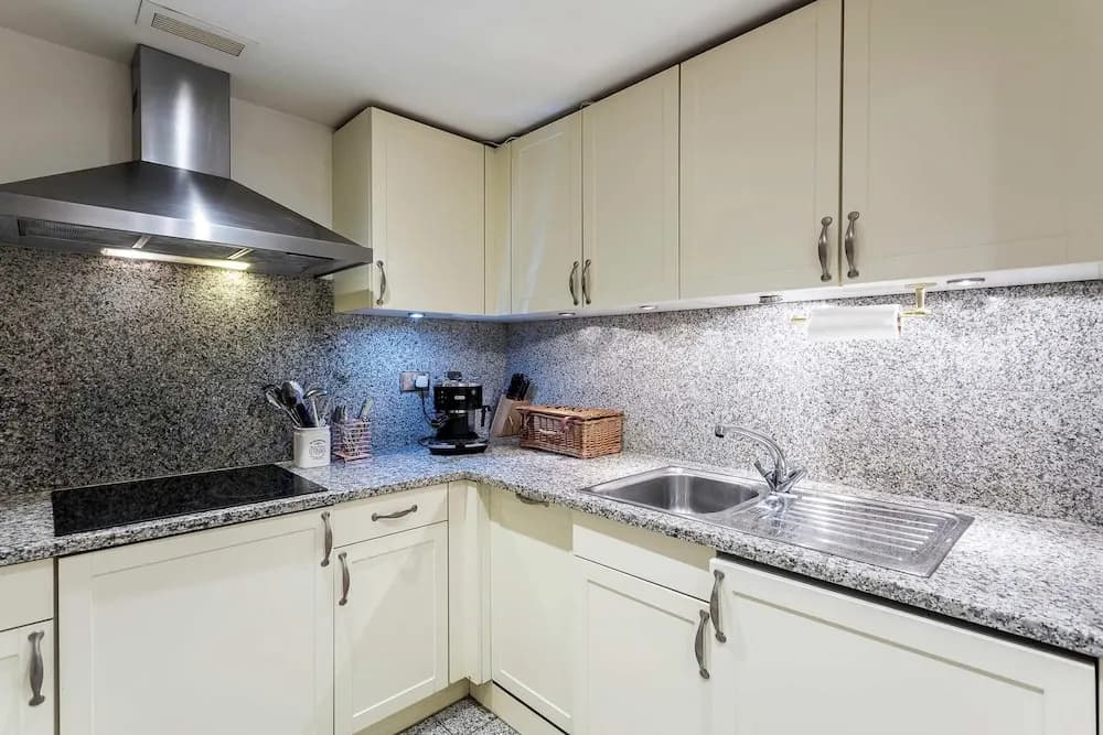 Fabulous Westminster Flat - photo 16