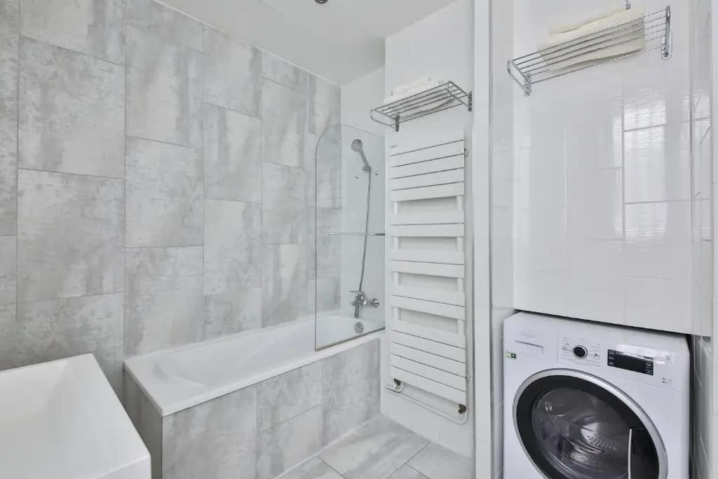 Two-Bedroom Apartment Champs-Elysées - photo 7