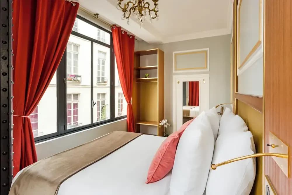Merveil Luxury Suites - Reaumur I-II - photo 20