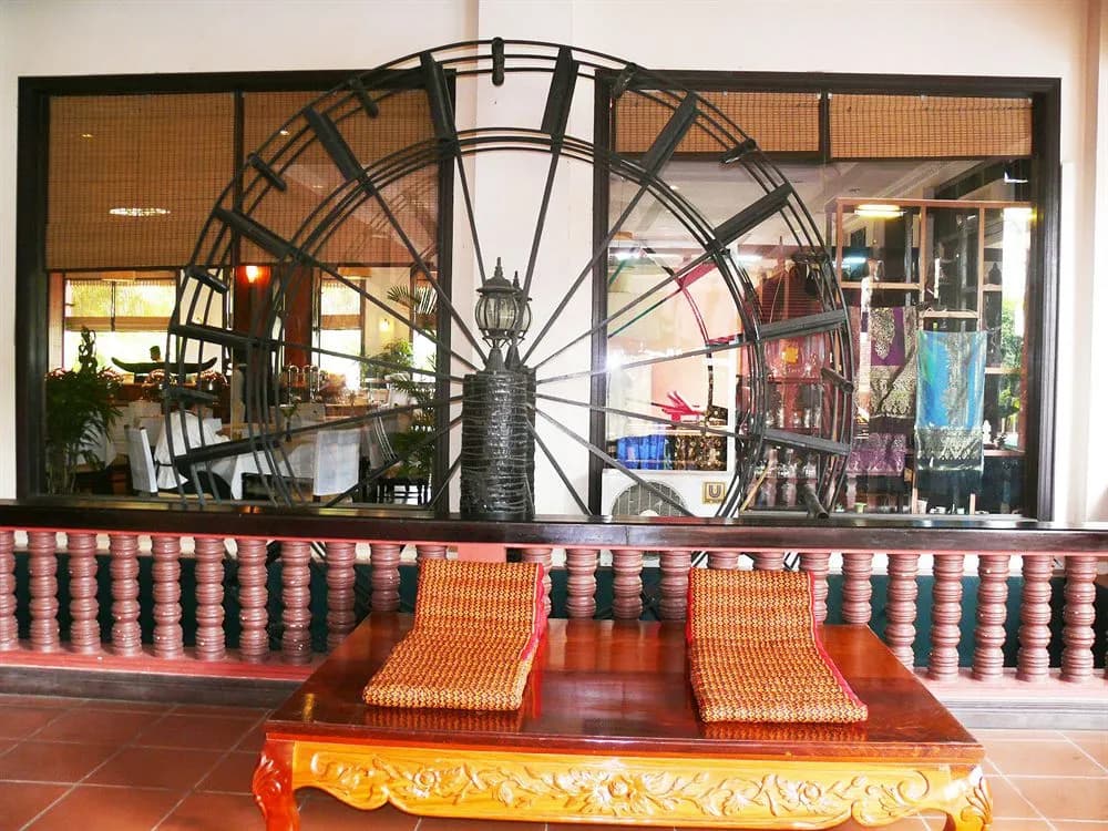 Apsara Holiday Hotel - photo 8