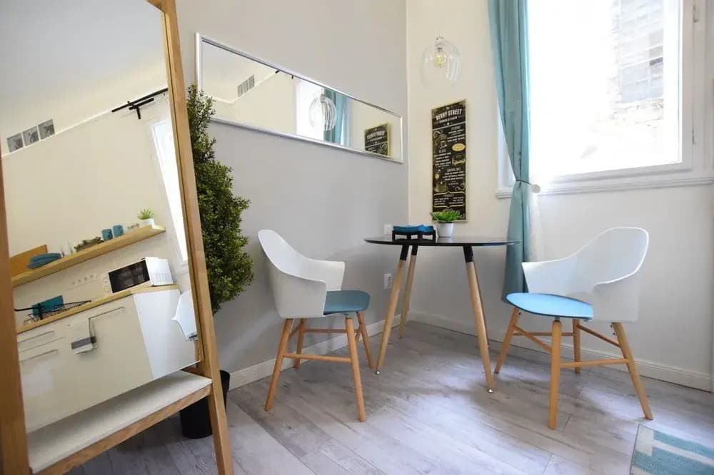 Vaci Street Apartment - photo 10