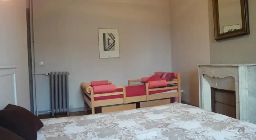 Gambetta, Comfort and Space in City Center - photo 3