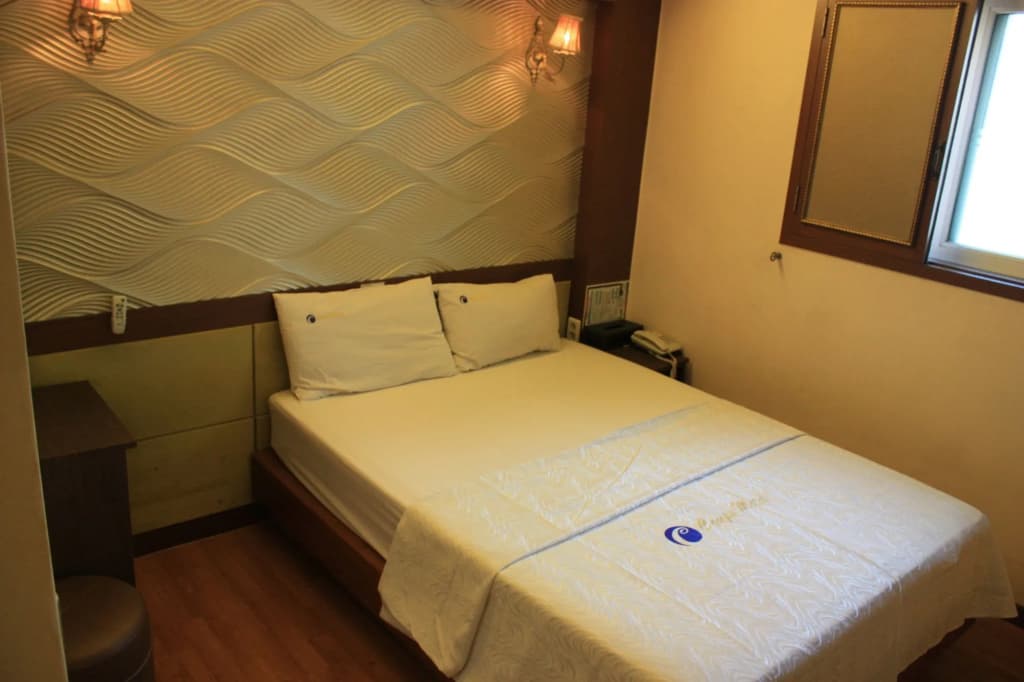 Coups Hotel - photo 3