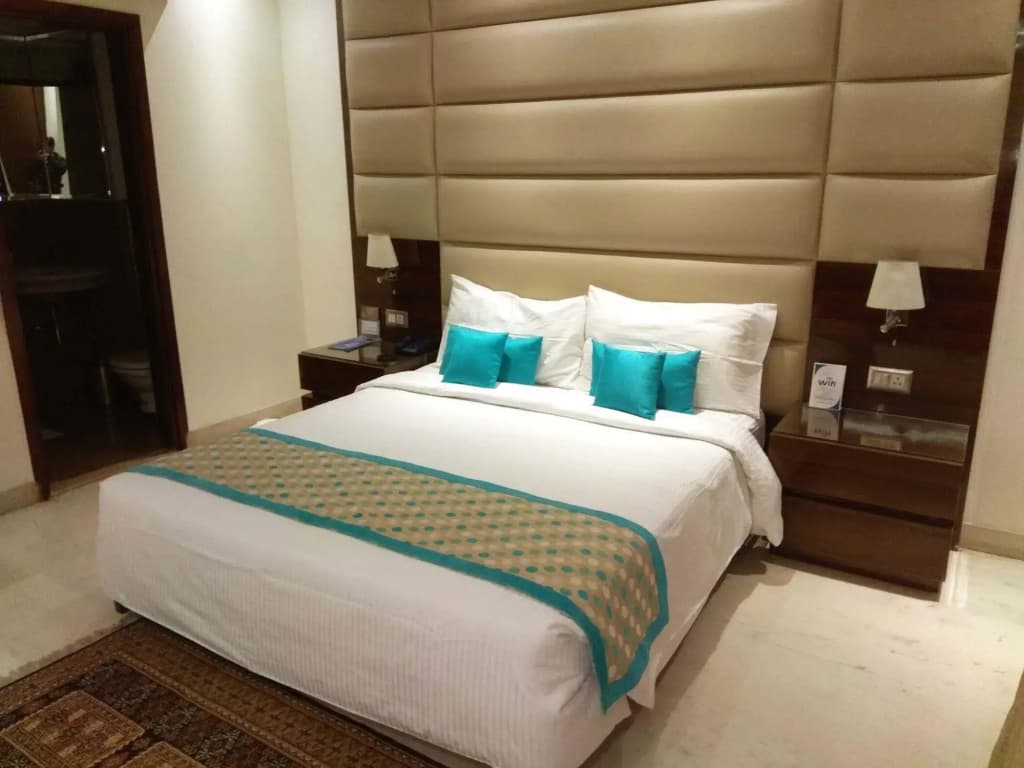 The Legend Inn - New Delhi - photo 4