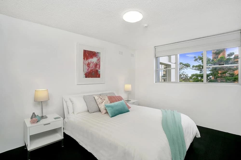 Modern Two Bedroom Apartment with Views - HARIS - photo 2