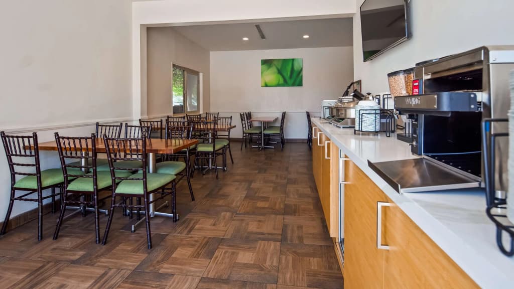 GlenRock Inn & Suites - photo 19