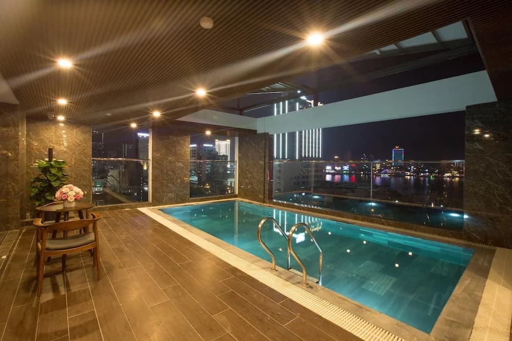 Lake View Hotel - photo 13