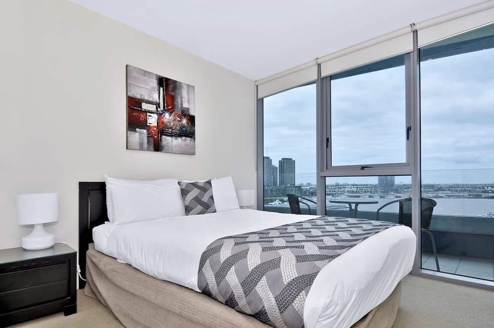 View Apartment at Docklands - photo 3