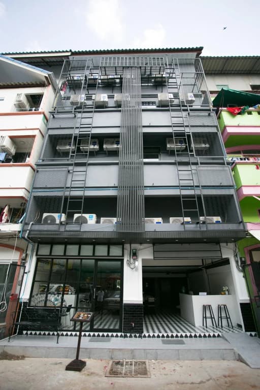 Slumber Party Hostel Phuket - photo 12