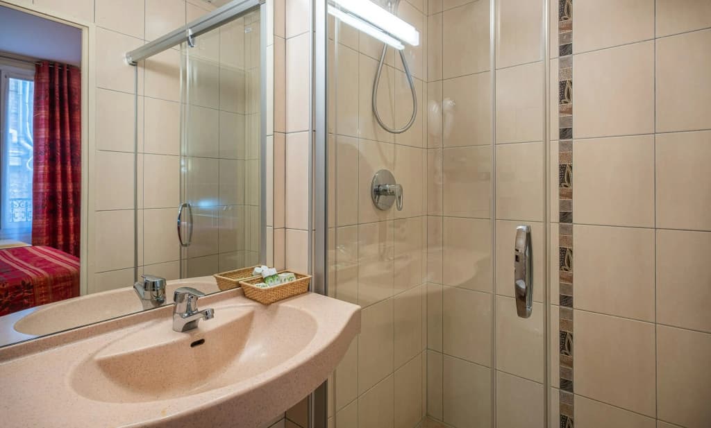 Hôtel Terminus Montparnasse - photo 8