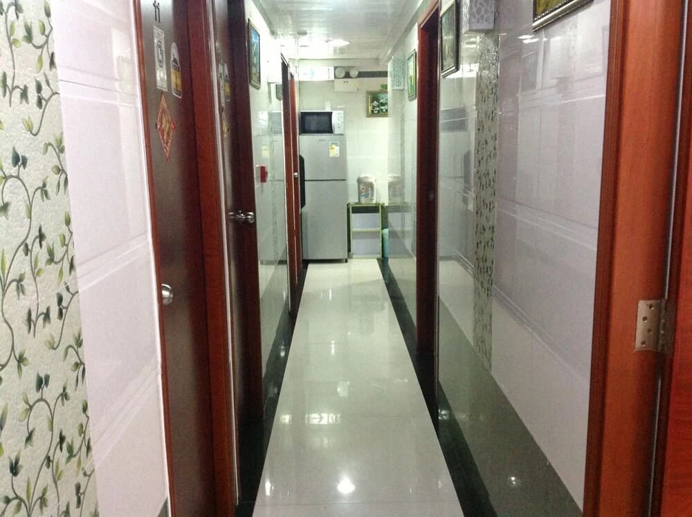 Golden Guest House - photo 10