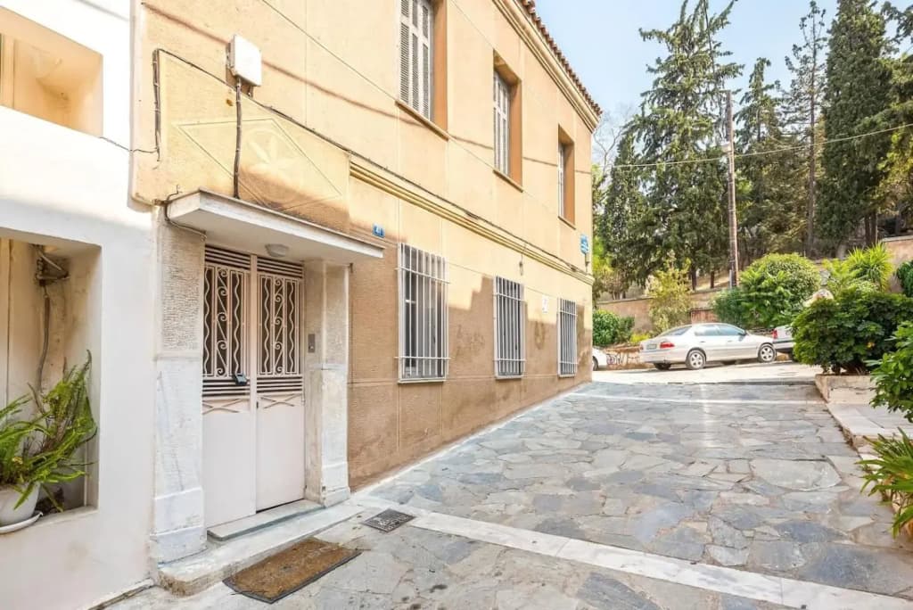 Stone House Under Acropolis - photo 30