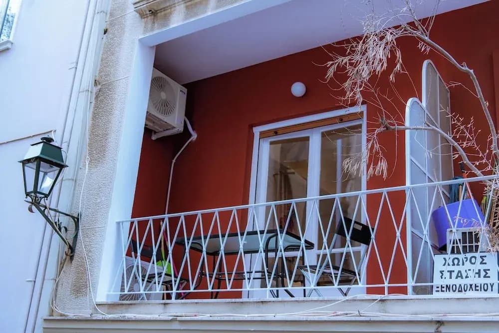 Plaka Apartment - photo 1