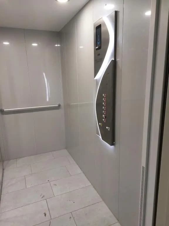 Arsenal House Budapest 1041 - photo 2