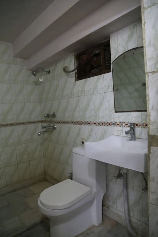 Hotel Tourist Lodge - photo 9