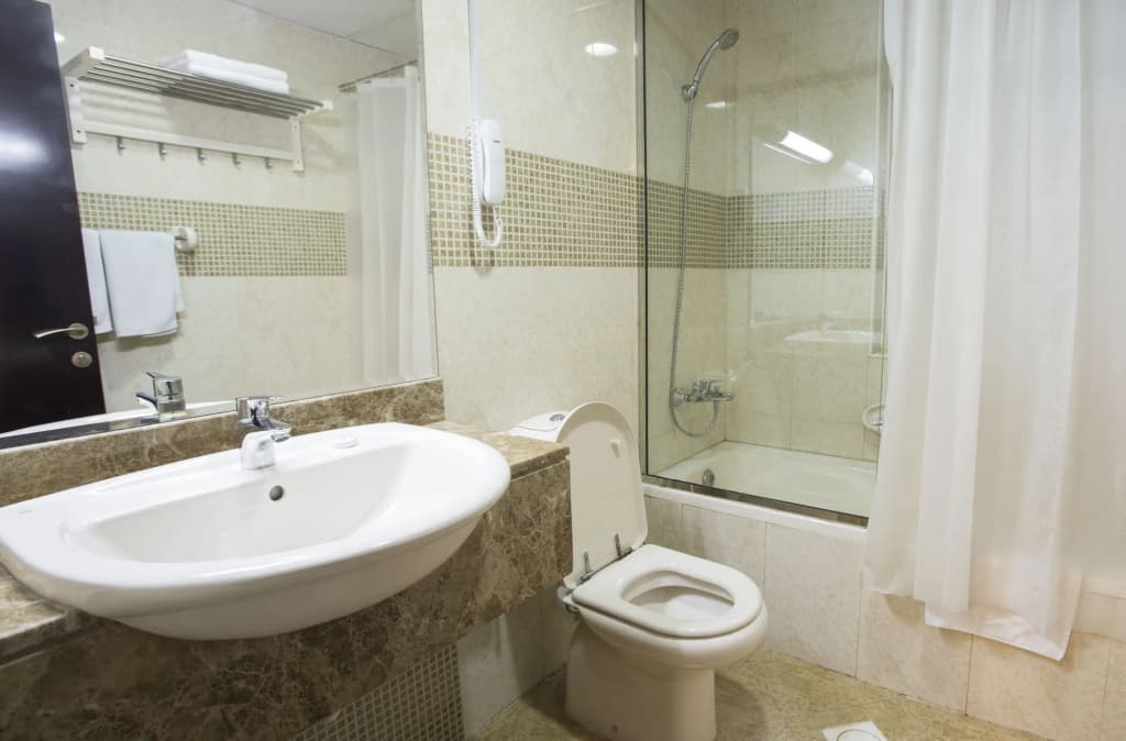 Travellers Hotel Apartment - photo 9