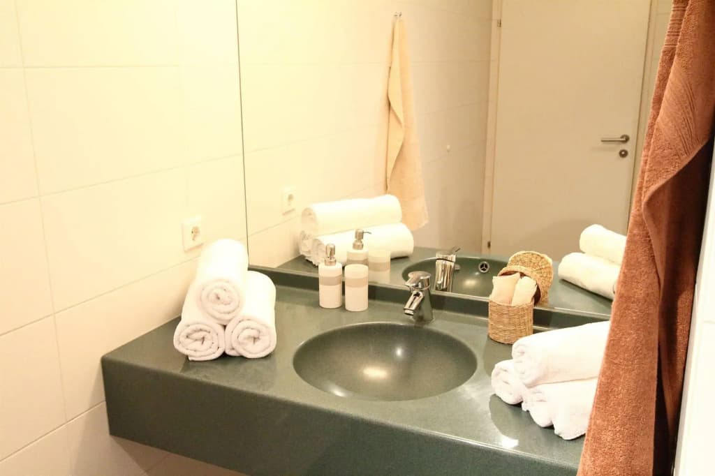 Royal Living Apartments - photo 8