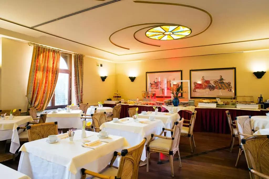 Hotel Milano Regency - photo 28