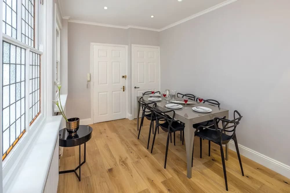 The Linden Gardens Residence - photo 5