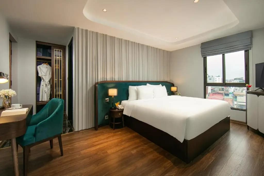 May De Ville Lakeside Hotel - photo 50