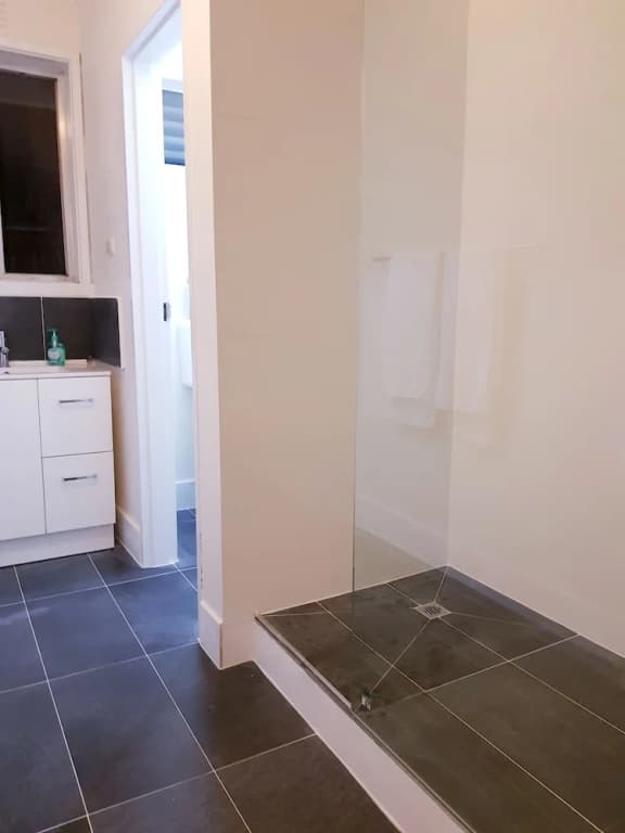 Clayton apartment - photo 8