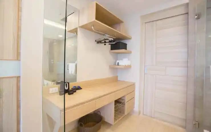 Cetus Beachfront Pattaya Condo - photo 7