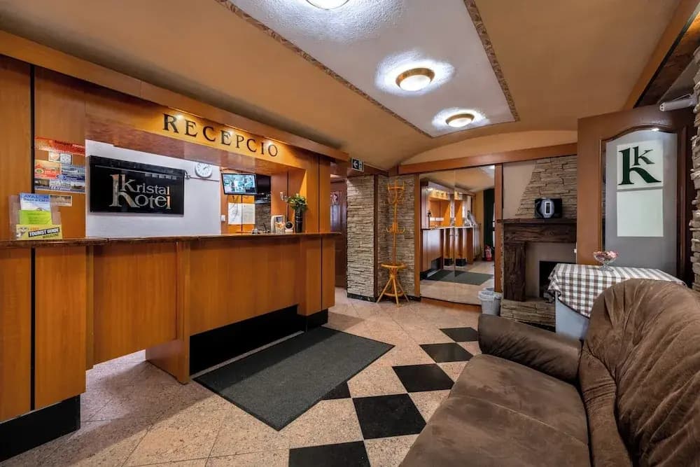 Kristal Hotel - photo 2