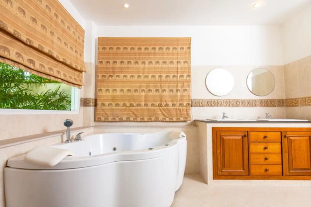 La Romanee Infinity Villa by Jetta - photo 10