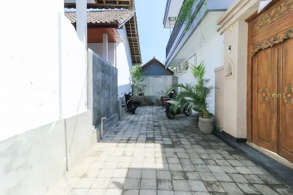 Tarisa Guest House - photo 30