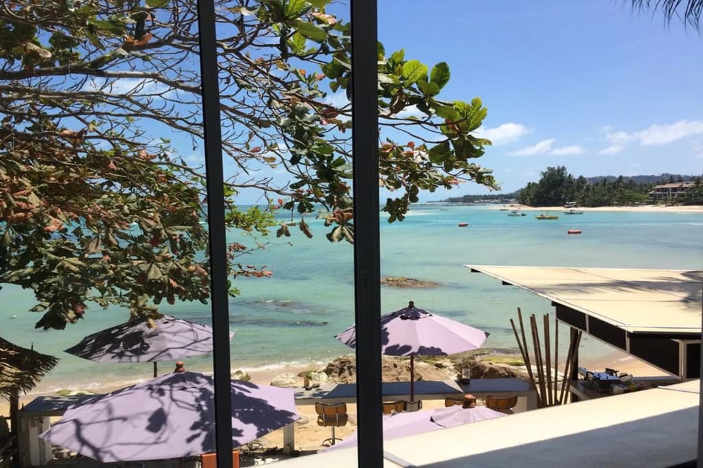 Chill Inn Beach Cafe & Hostel - photo 3