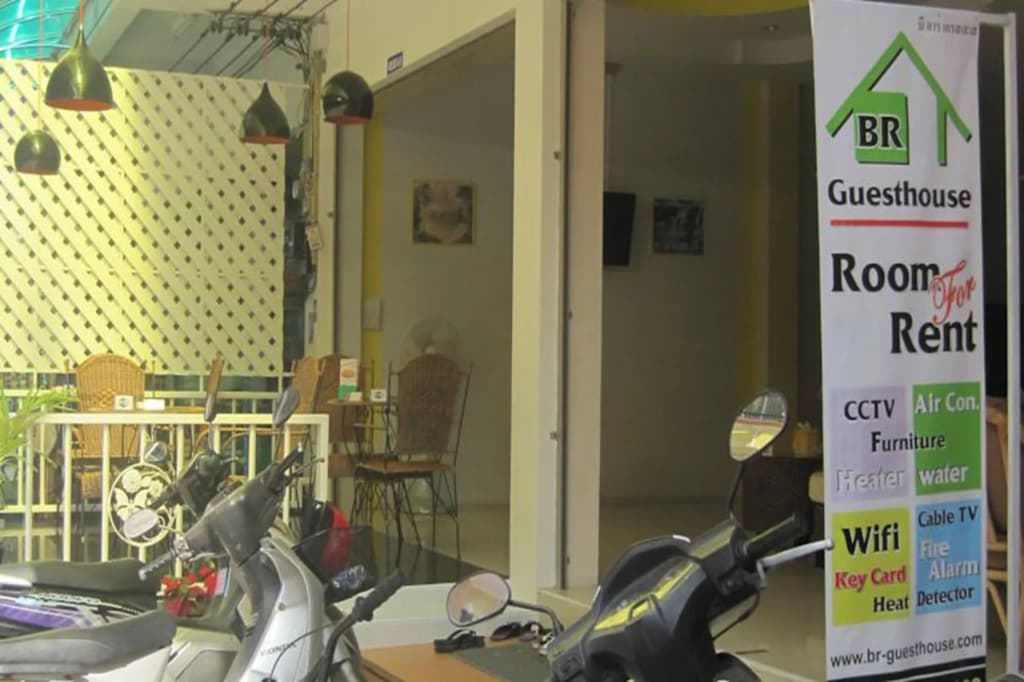BR Guest House Pattaya - photo 29