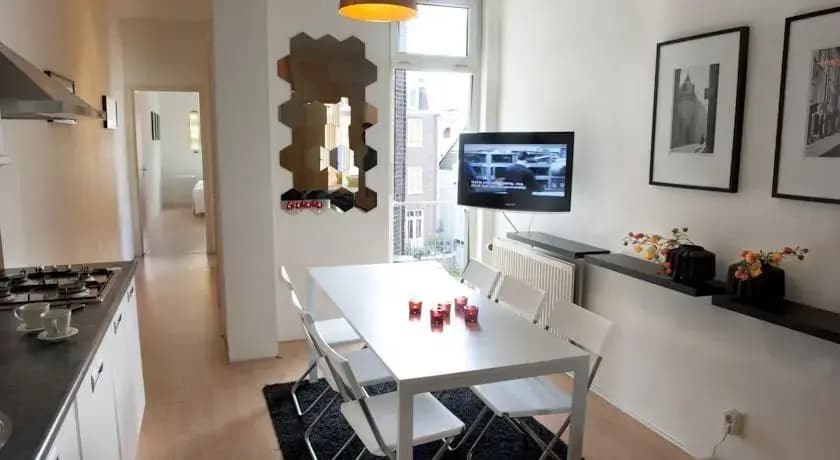 Old West Area Apartments - photo 1