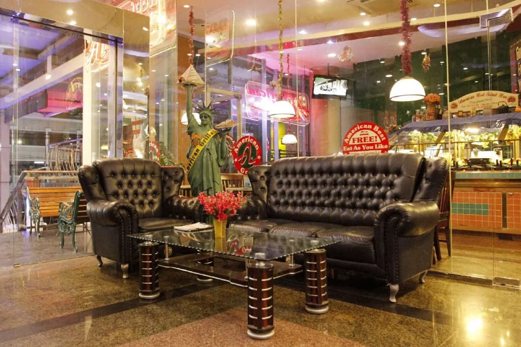 Business Hotel Tomang - photo 2