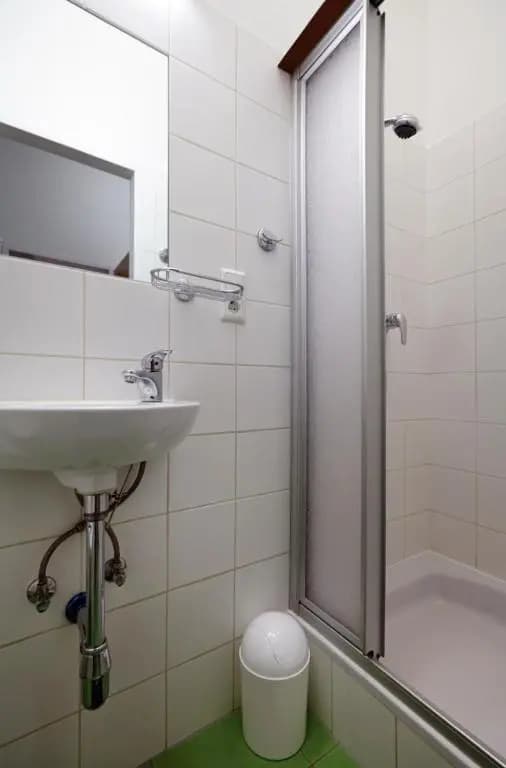Lovely apartments in a quiet area close to the city center - photo 7