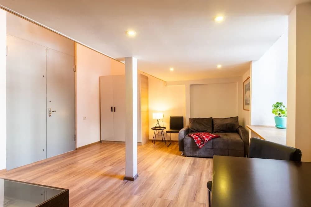 H&B apartments Atoneli - photo 4