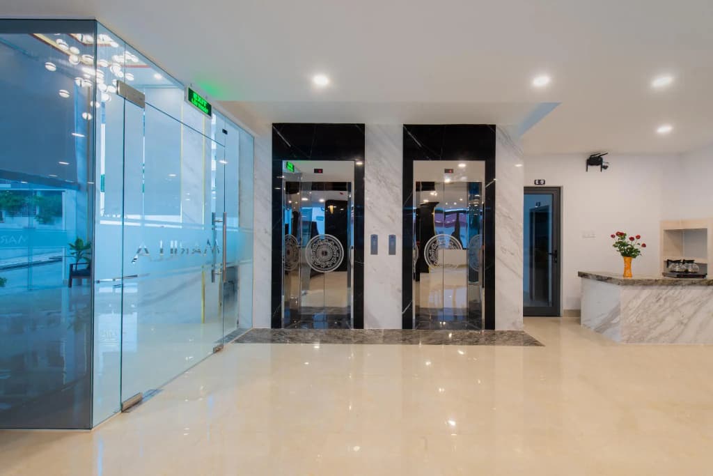 Marilla Hotel - photo 12
