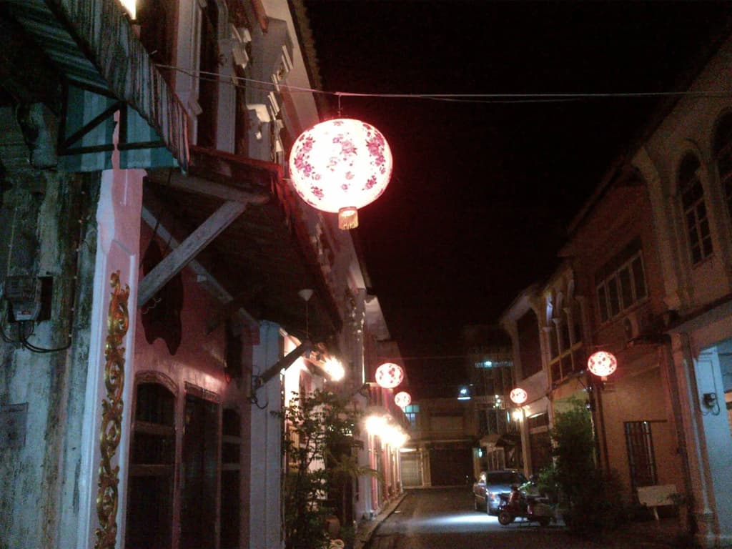Phuket 346 Guest House - photo 11