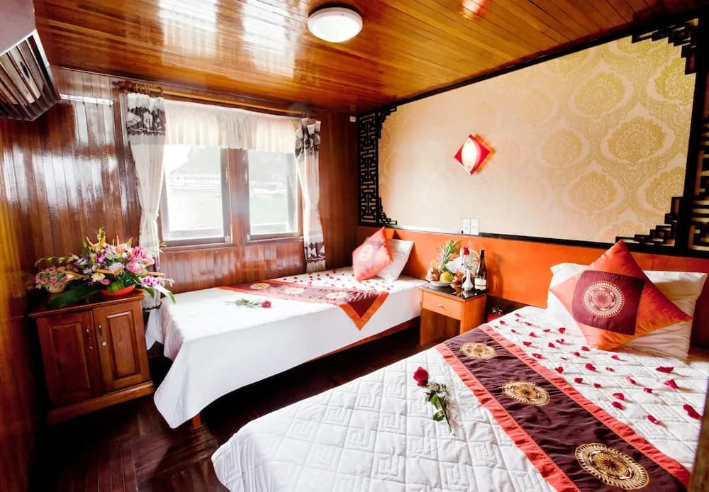 Halong Bay Aloha Cruises - photo 5